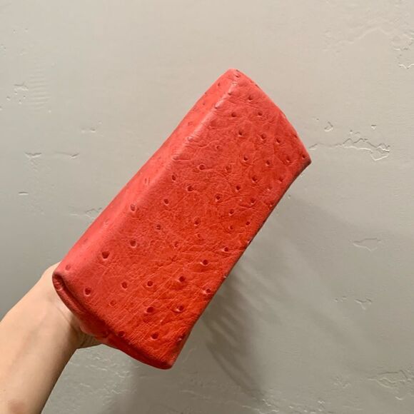 Handmade Genuine Ostrich Textured Leather "Cat paw" Kisslock Wristlet/Crossbody - Picture 14 of 16